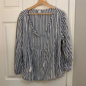 Old Navy Blue and White Striped Blouse - XL